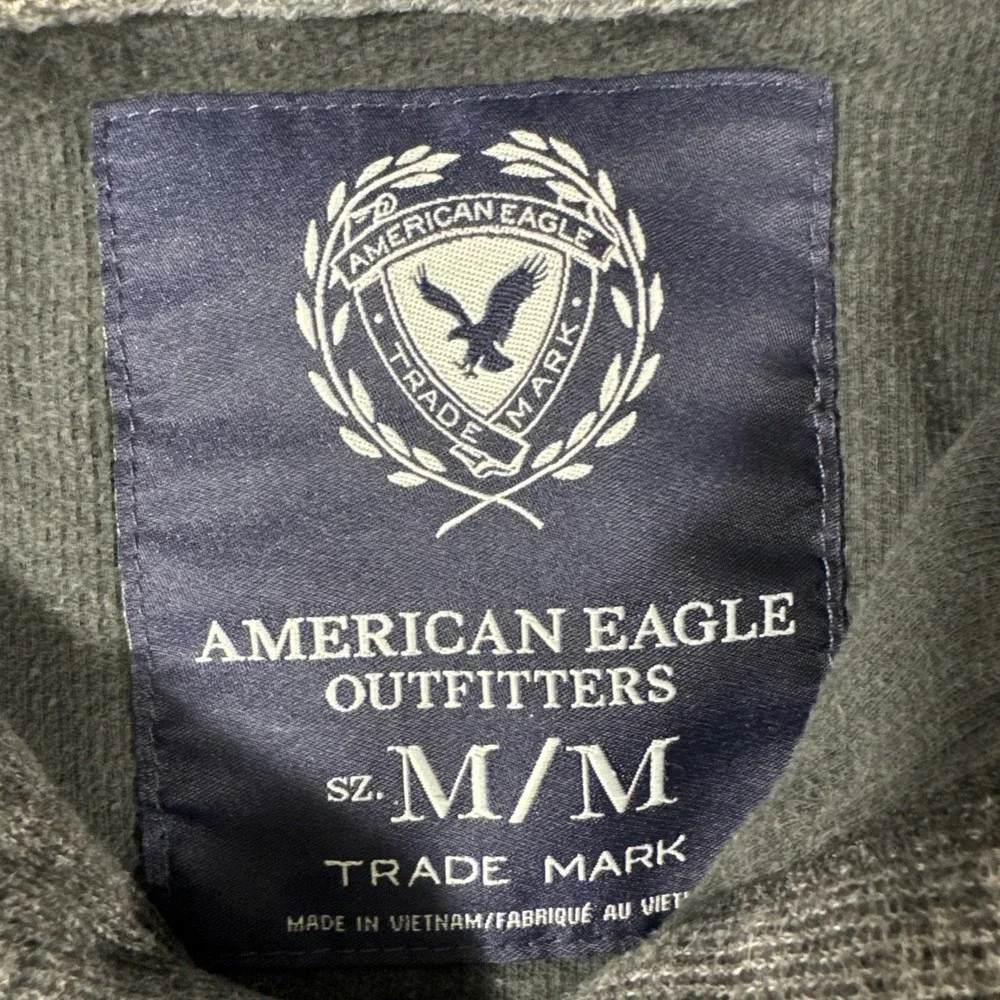American Eagle Mens Waffle Knit Thermal Henley Shirt Size Medium Casual Outdoors
